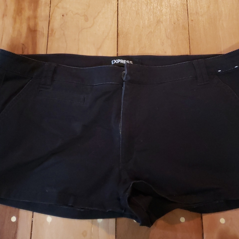Express Shorts